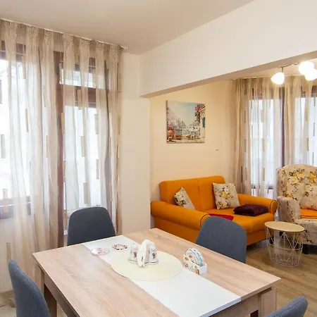 2br Flat Close To Sea Garden And Center شقة *